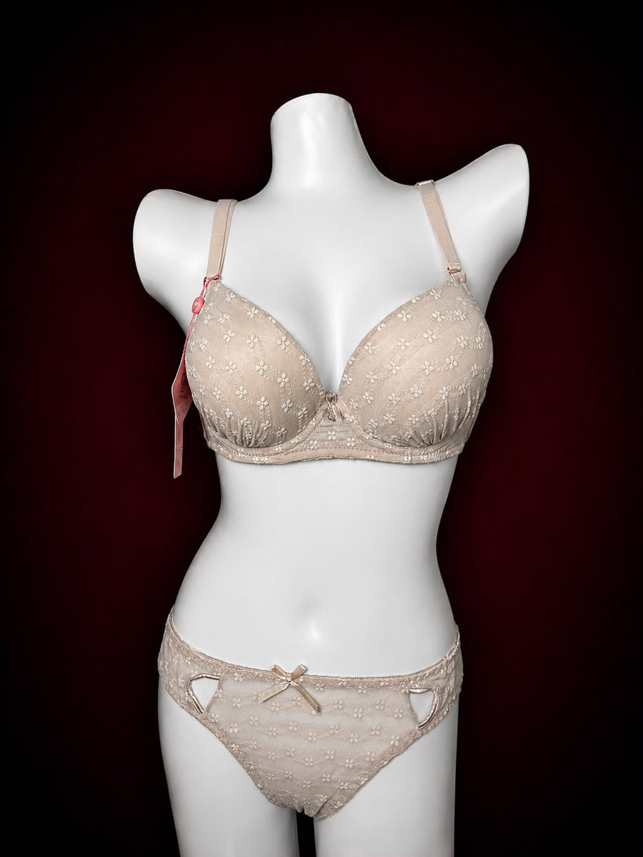 Petal Grace Lingerie Set