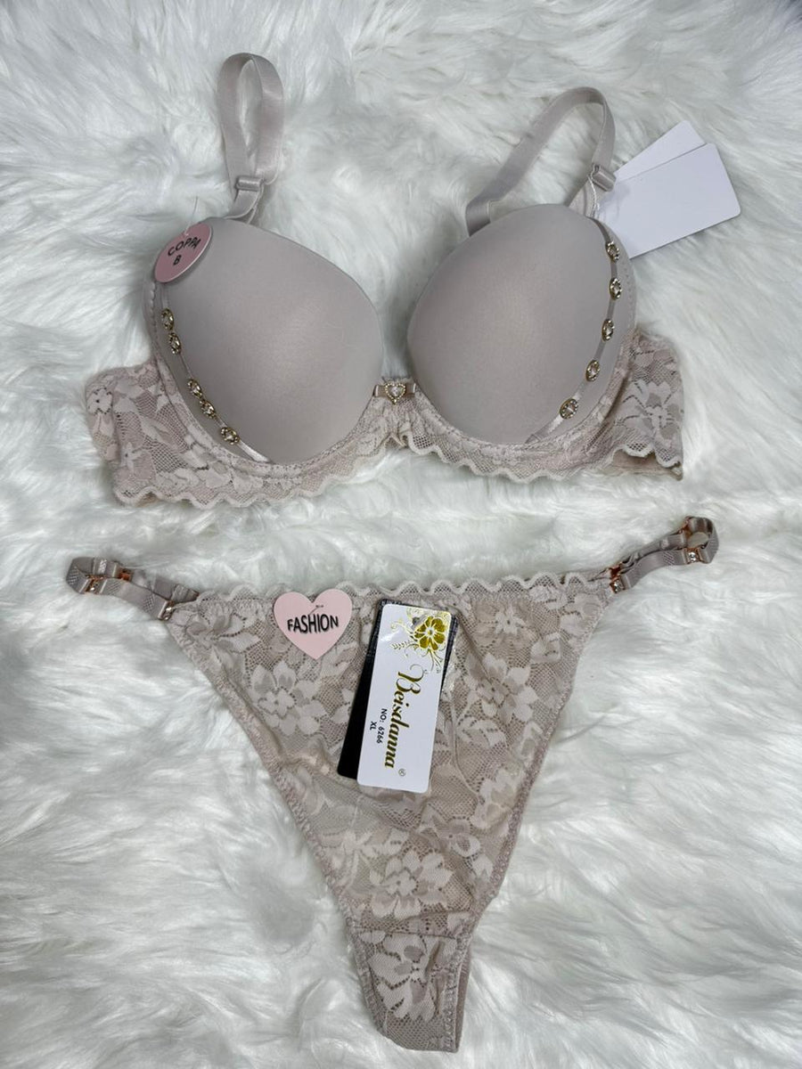 Charm Lace Bra & Panty Set